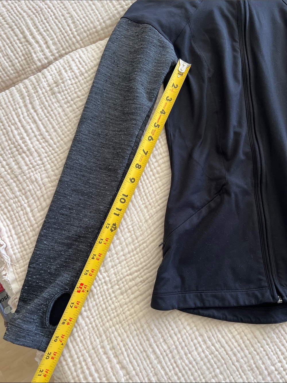 Under Armour Jacket with Charcoal Sleeves - Picture 10 of 14